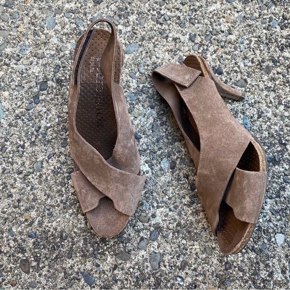 PEDRO GARCIA Suede Libby Criss Cross Slingback Heeled Sandals  size 9/39 - Picture 1 of 5
